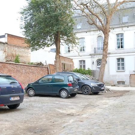La Maison De La Duchesse De La Valliere - Chambre Rosaline - Parking Prive Gratuit Mons Eksteriør billede